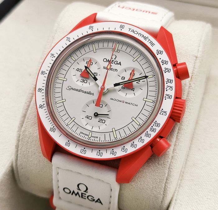 Omega x Swatch Moonswatch    Mission to Mars, Red – Beat The