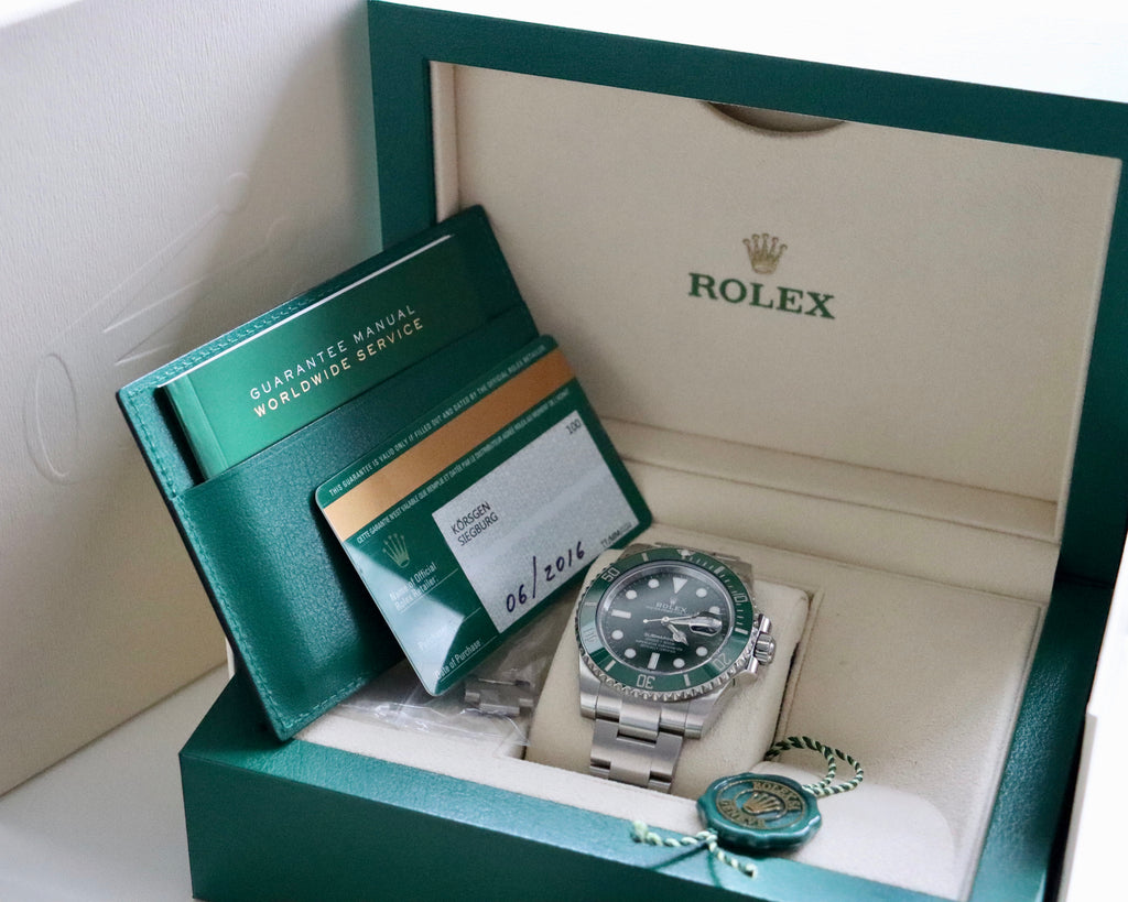 Rolex 116610LV Submariner Date Hulk 2016 UK Full Set Watch